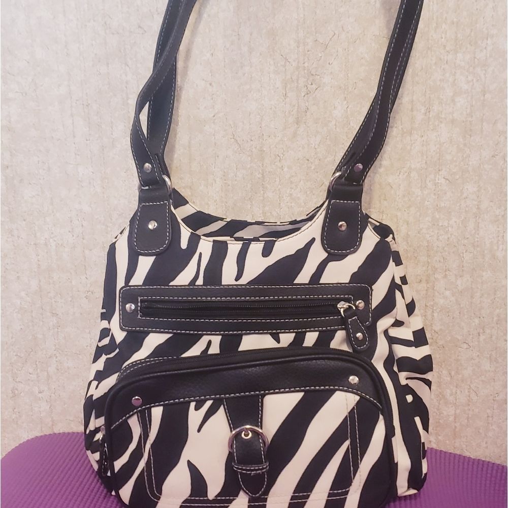 Zebra print purse - Picture 3 of 8